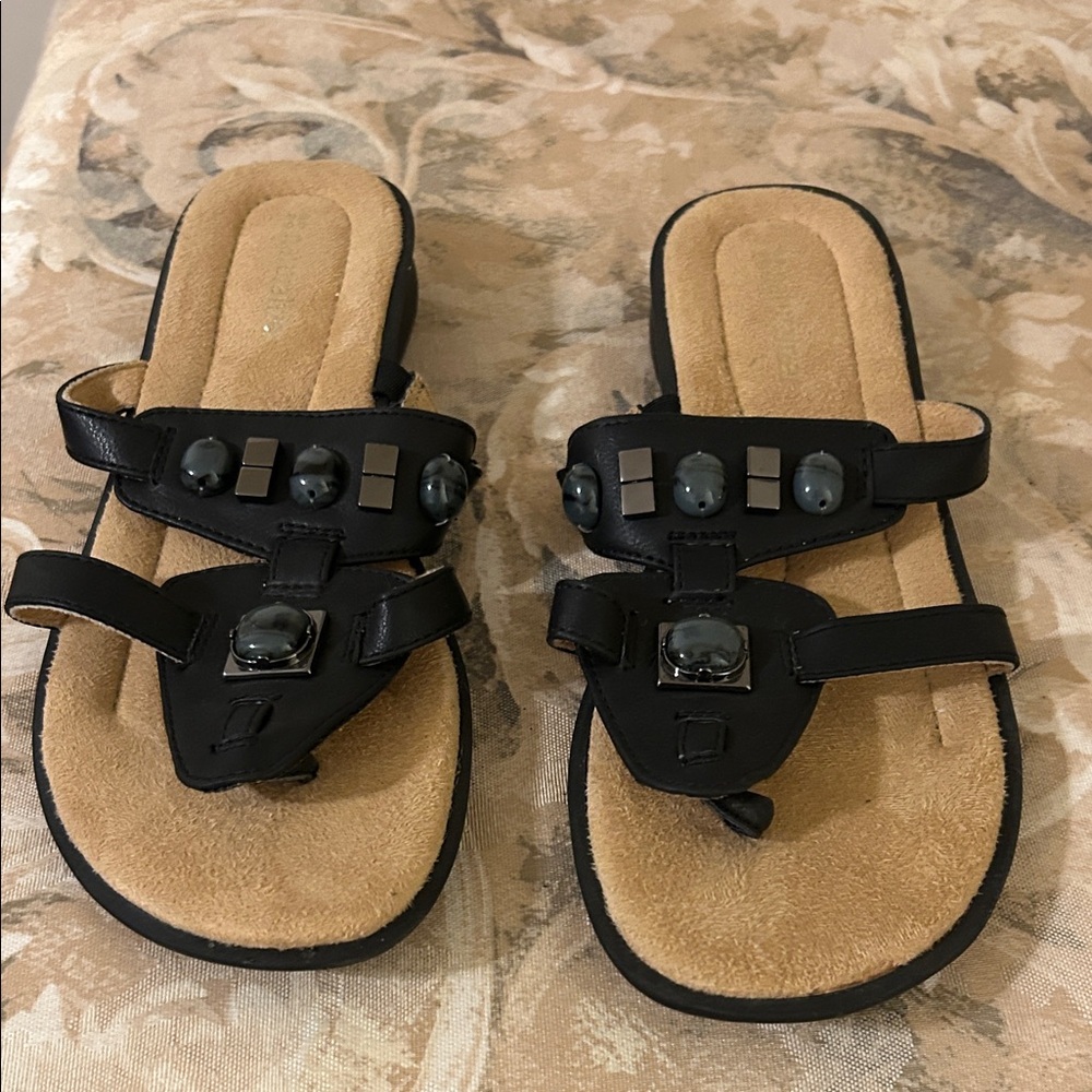 NWOT NATURALIZER Size 7W black sandals with embellishments. Never worn.